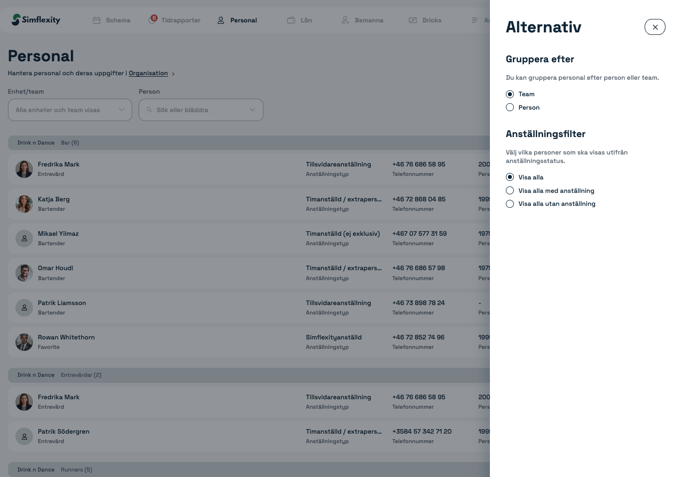 Alternativ-panelen i Simflexity med gruppering efter team eller person och anställningsfilter